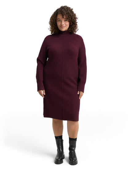 Plus Size - Strickkleid mit Stehkragen