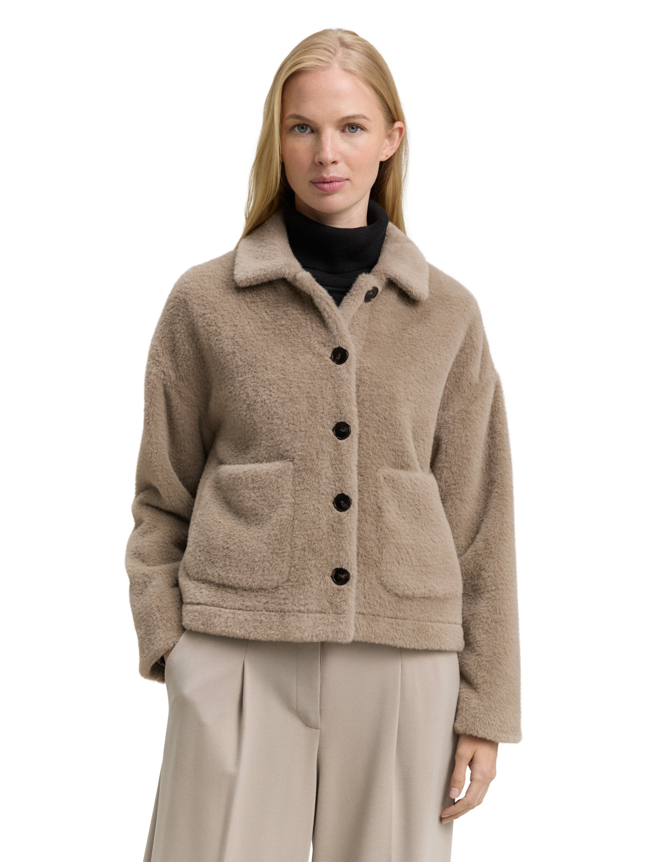 Jacke mit aufgesetzten Taschen