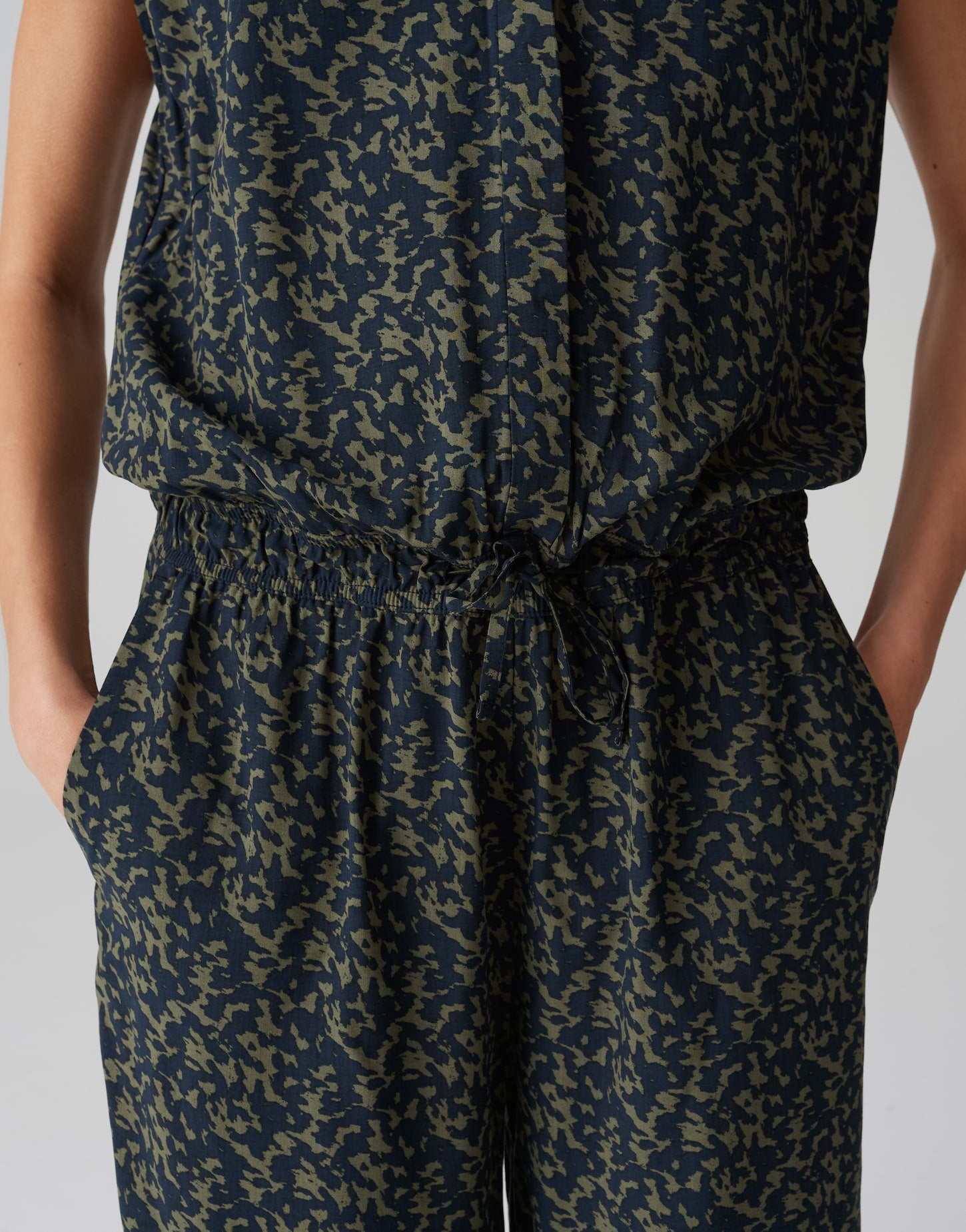 Overall DOB - OPUS GmbH - 2455613088344