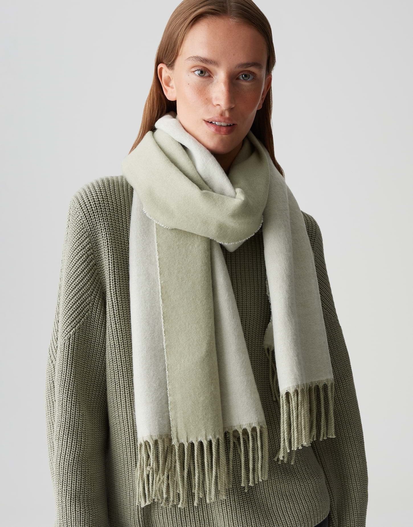 Acces. DOB Schals usw. - OPUS GmbH - 10306312429378