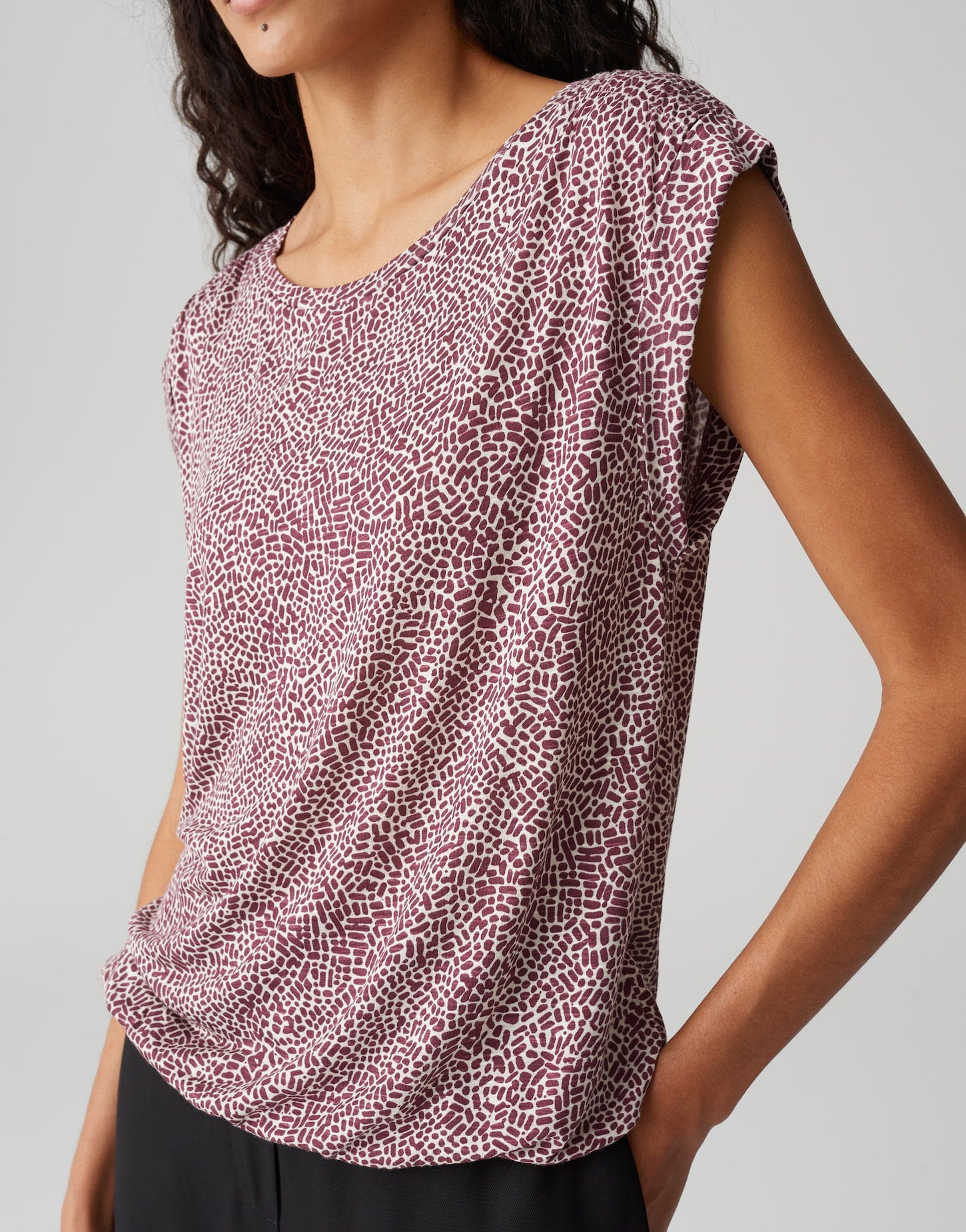 Shirt DOB 1/1 - OPUS GmbH - 10286713207317