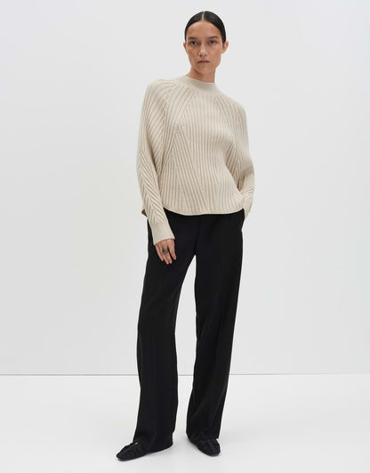 Feinstrick Pullover Damen überschnittener Langarm asymmetrische Rippstruktur
