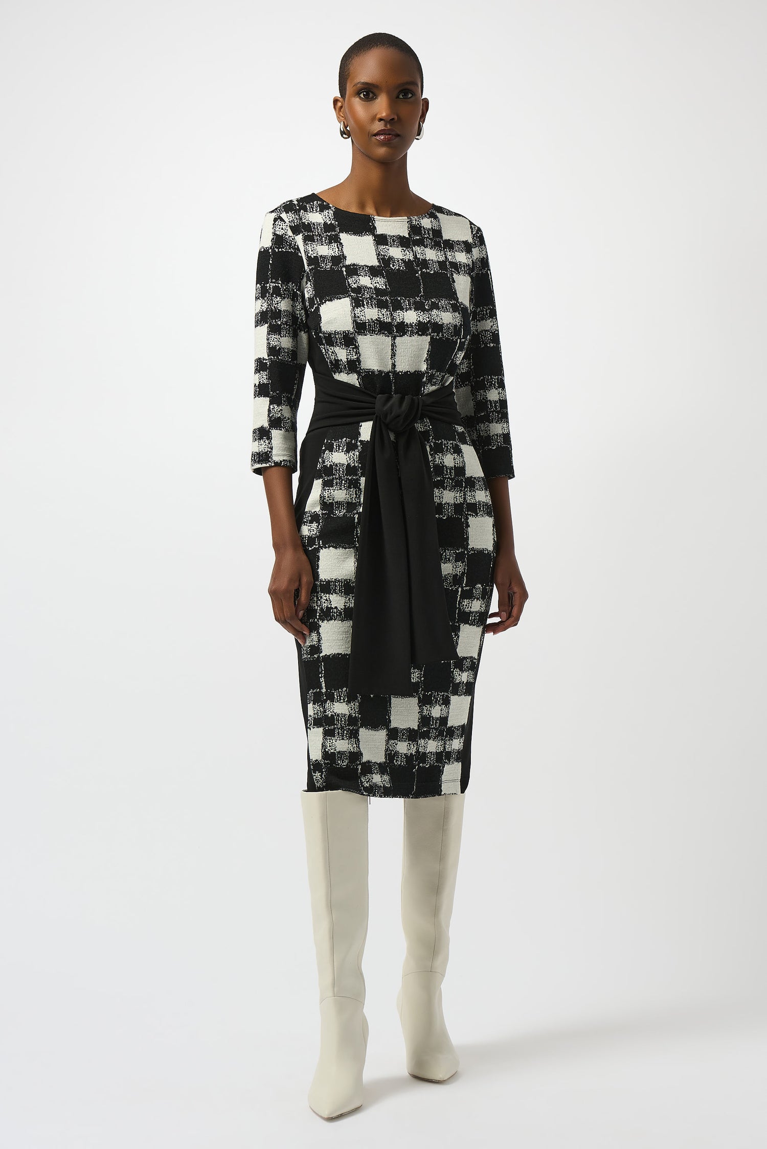Etuikleid aus Jacquard-Strick mit Karomuster