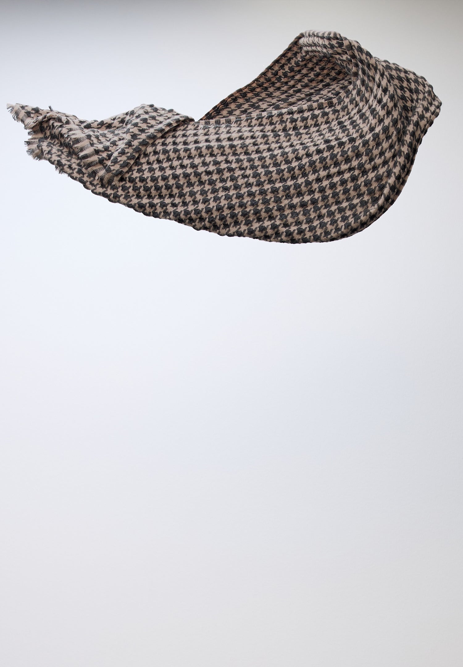 Street One Damen Schal Fransen Two Tone Muster Weich