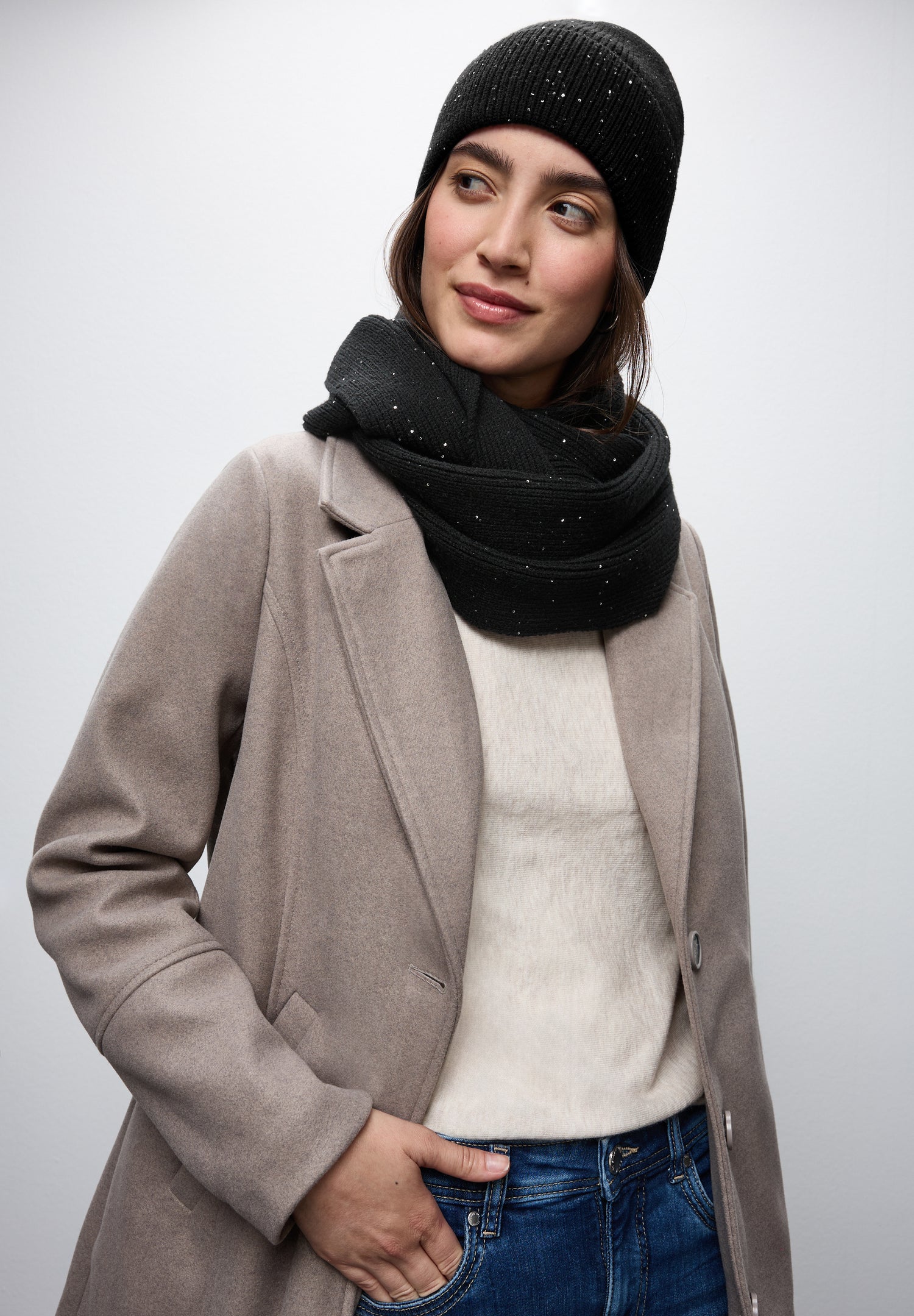 Beanie mit Pailletten