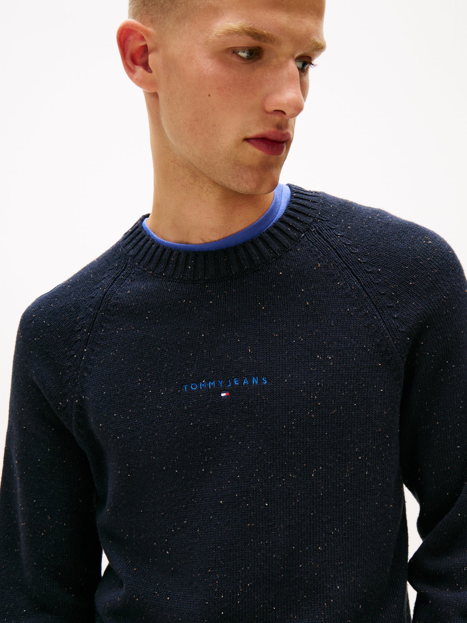 TJM SLIM LINEAR RAGLAN SWEATER