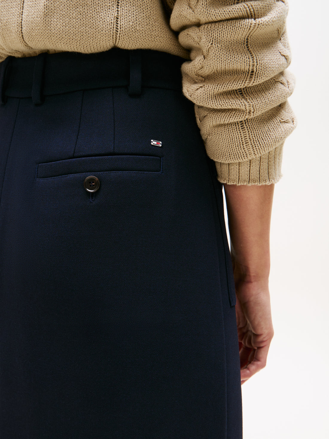PUNTO TAILORED MIDI SKIRT