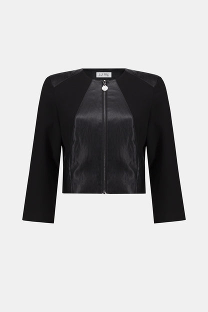 Figurbetonte Jacke aus schwerem Strick und Kunstleder