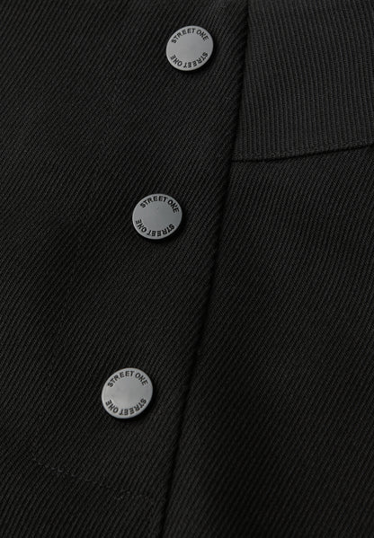 Rock mit Knopfdetail