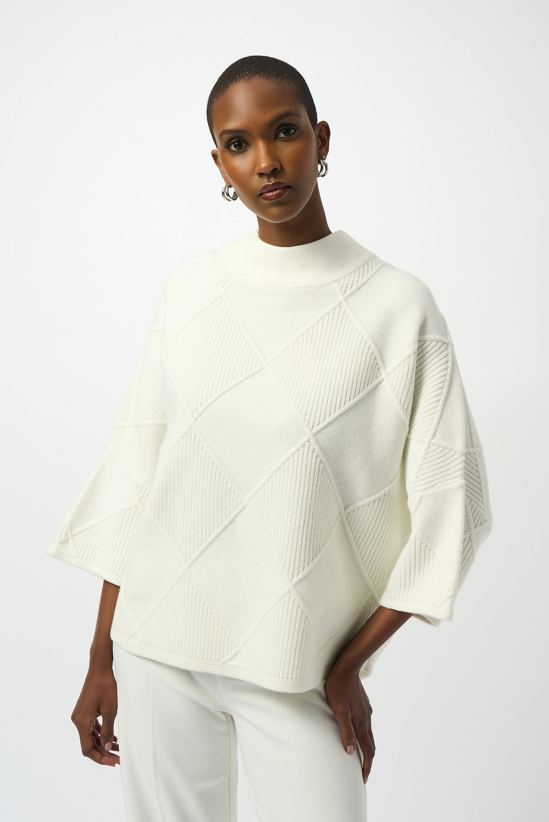 Strukturierte Strickpullover mit Stehkragen