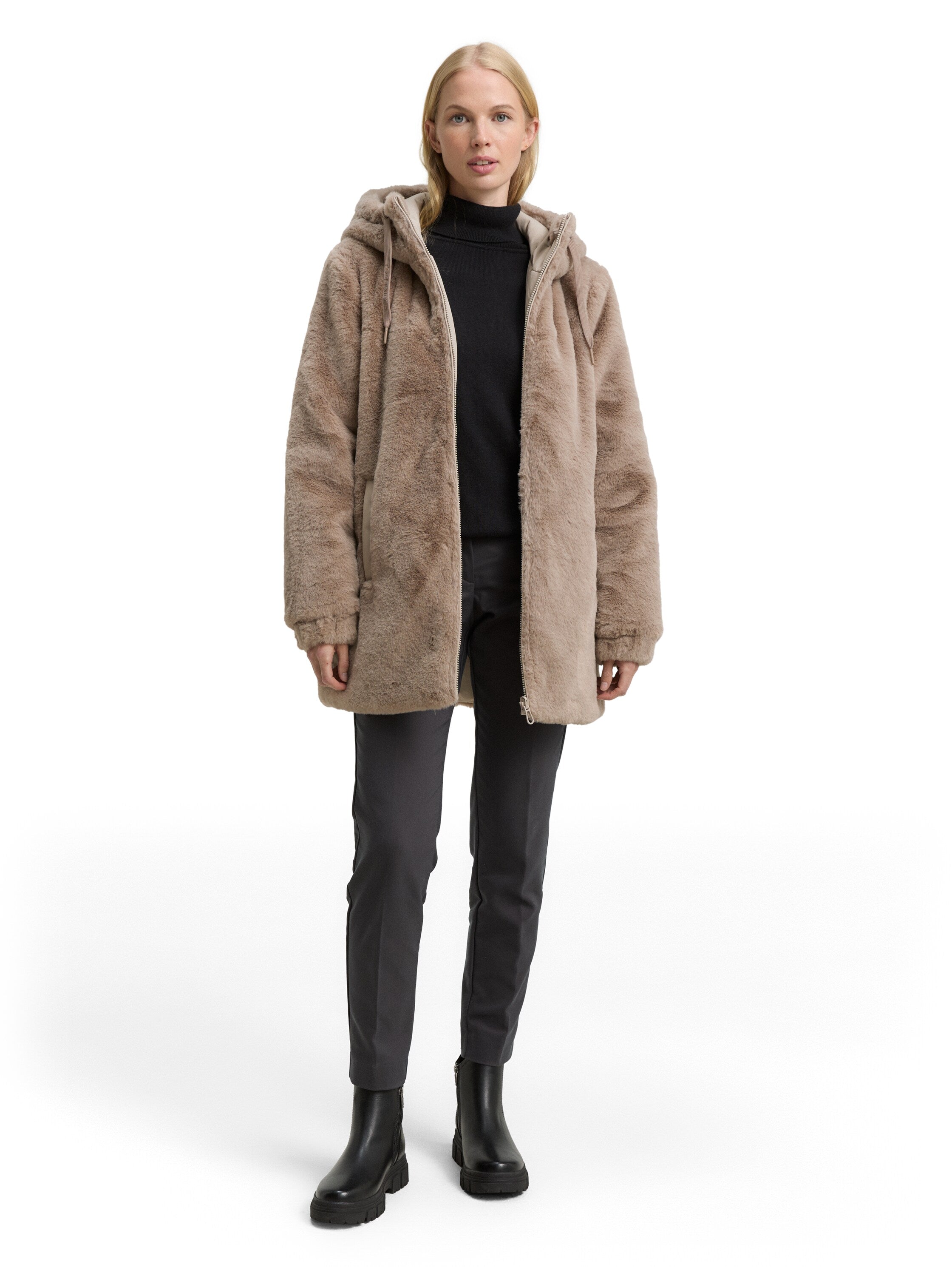 Wendemantel mit Kapuze