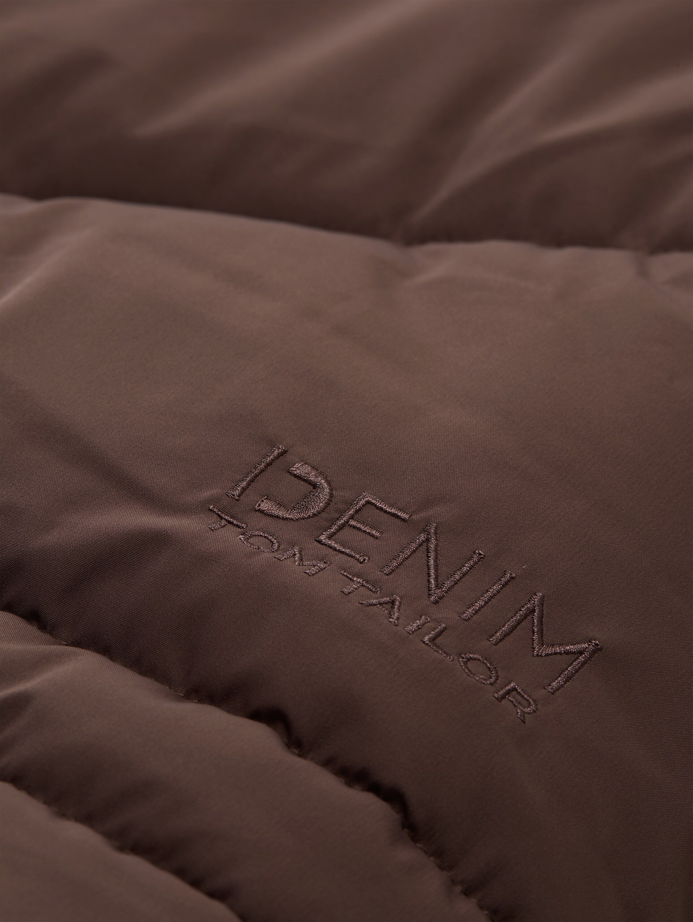 Puffer-Mantel mit Kapuze