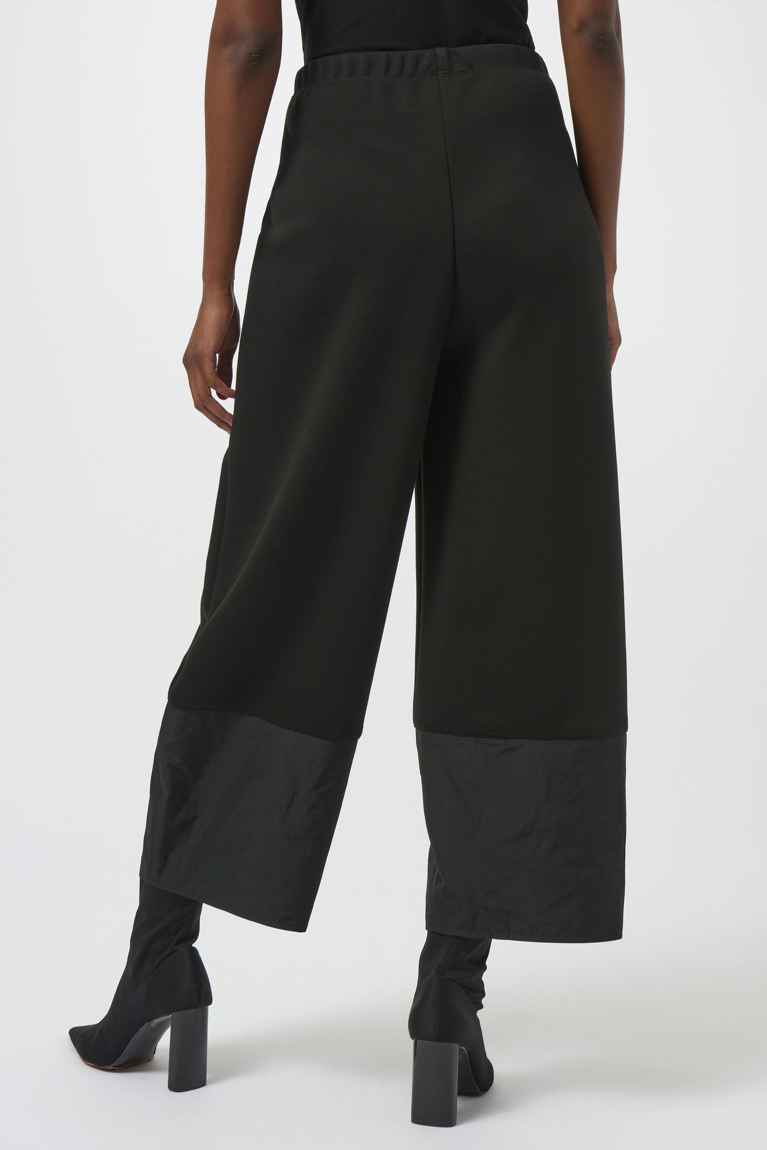 Ballonhose aus Scuba-Jersey und Memory-Stoff