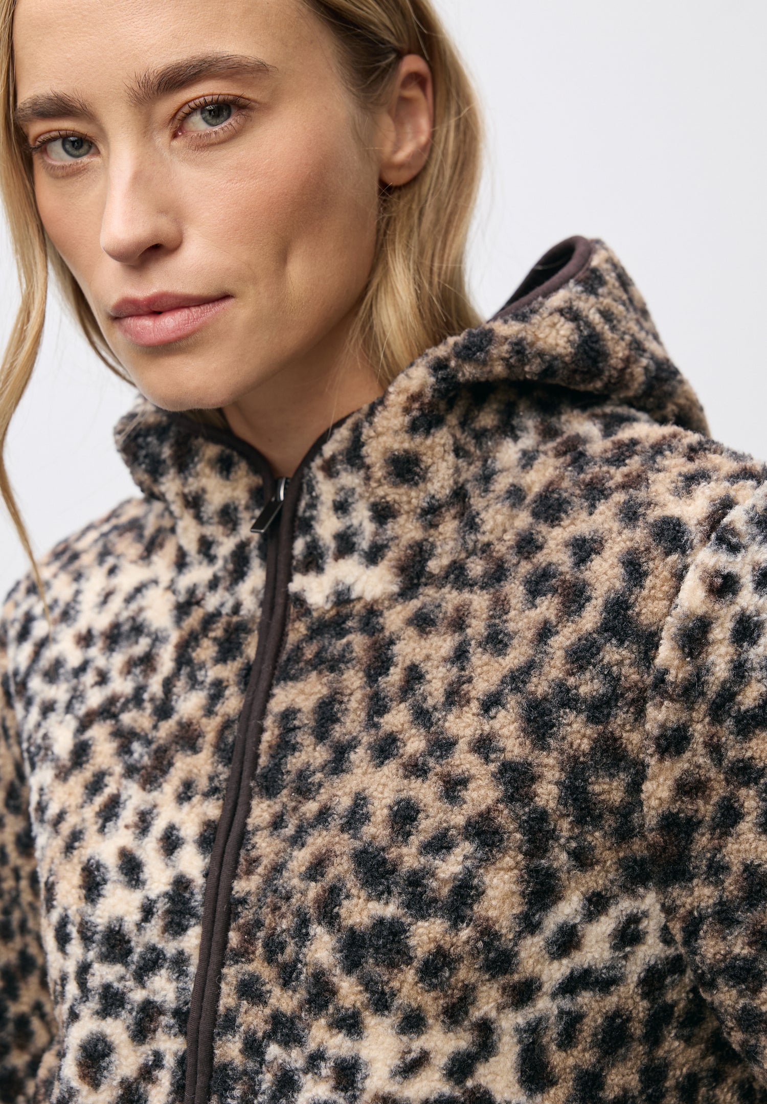 Street One Damen Teddy-Jacke Kapuze Langarm Seitliche Taschen Kuschelige Teddy-Qualität 100% Polyester