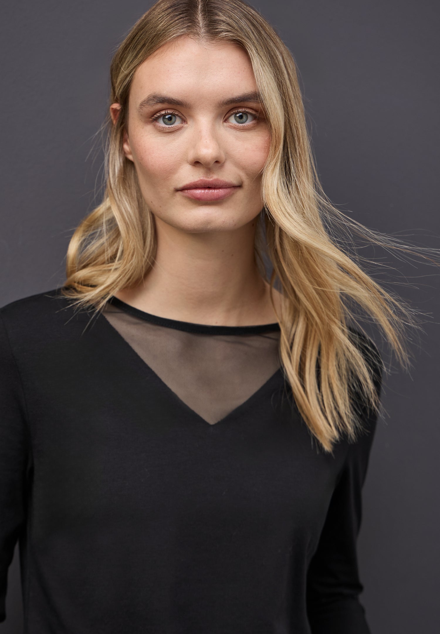 Street One Damen Langarmshirt mit Mesh-Einsatz Rundhalsausschnitt Baumwolle Elasthan