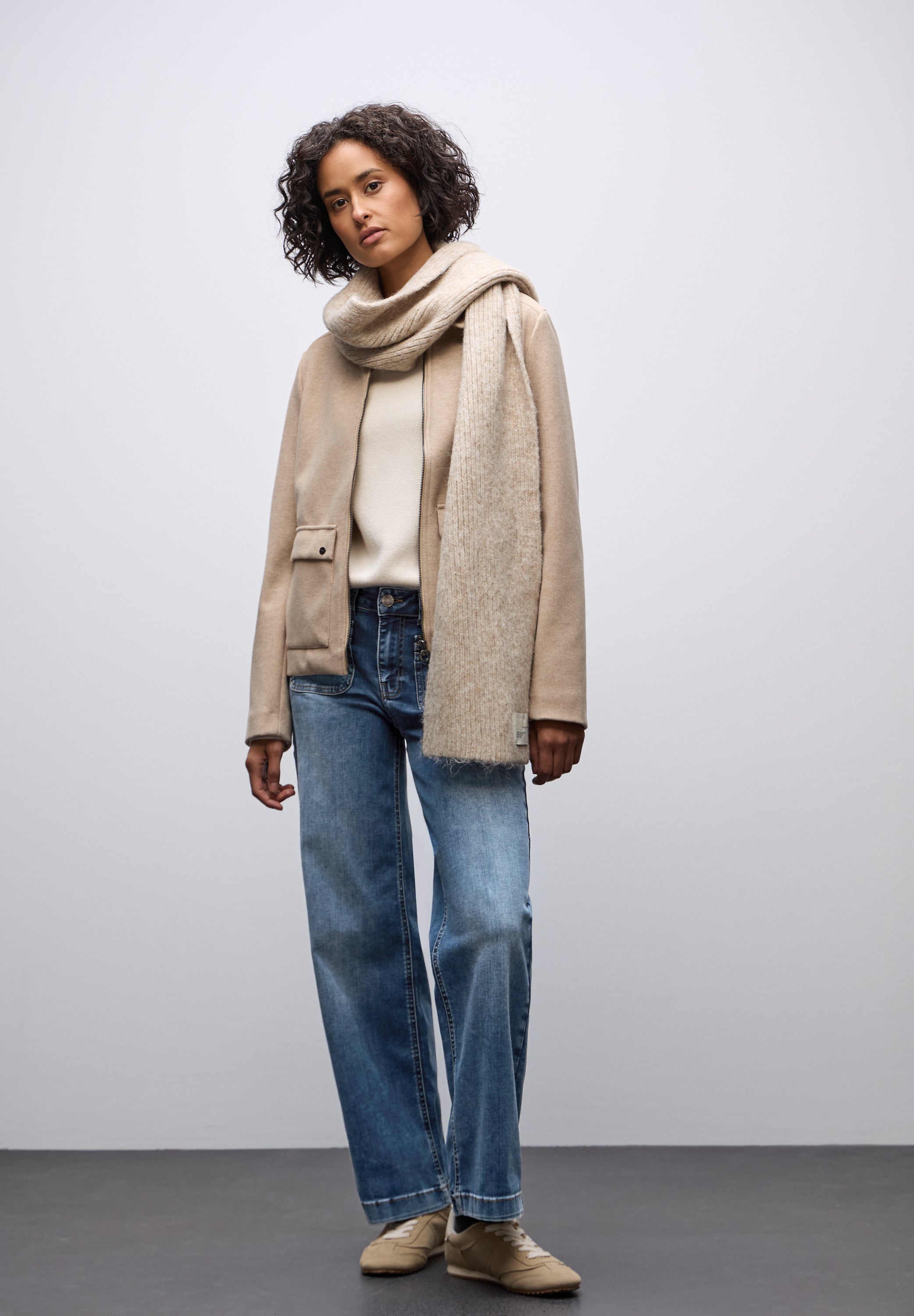 Street One Damen Wide Leg Jeans High Waist Aufgesetzte Taschen