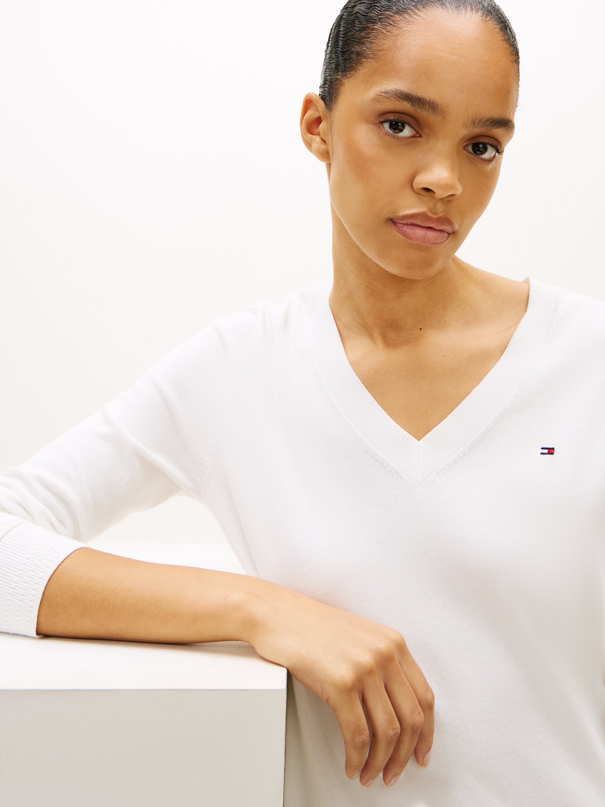 Sportswear Division Damen Pullover mit V-Ausschnitt aus Baumwolle und Polyamid