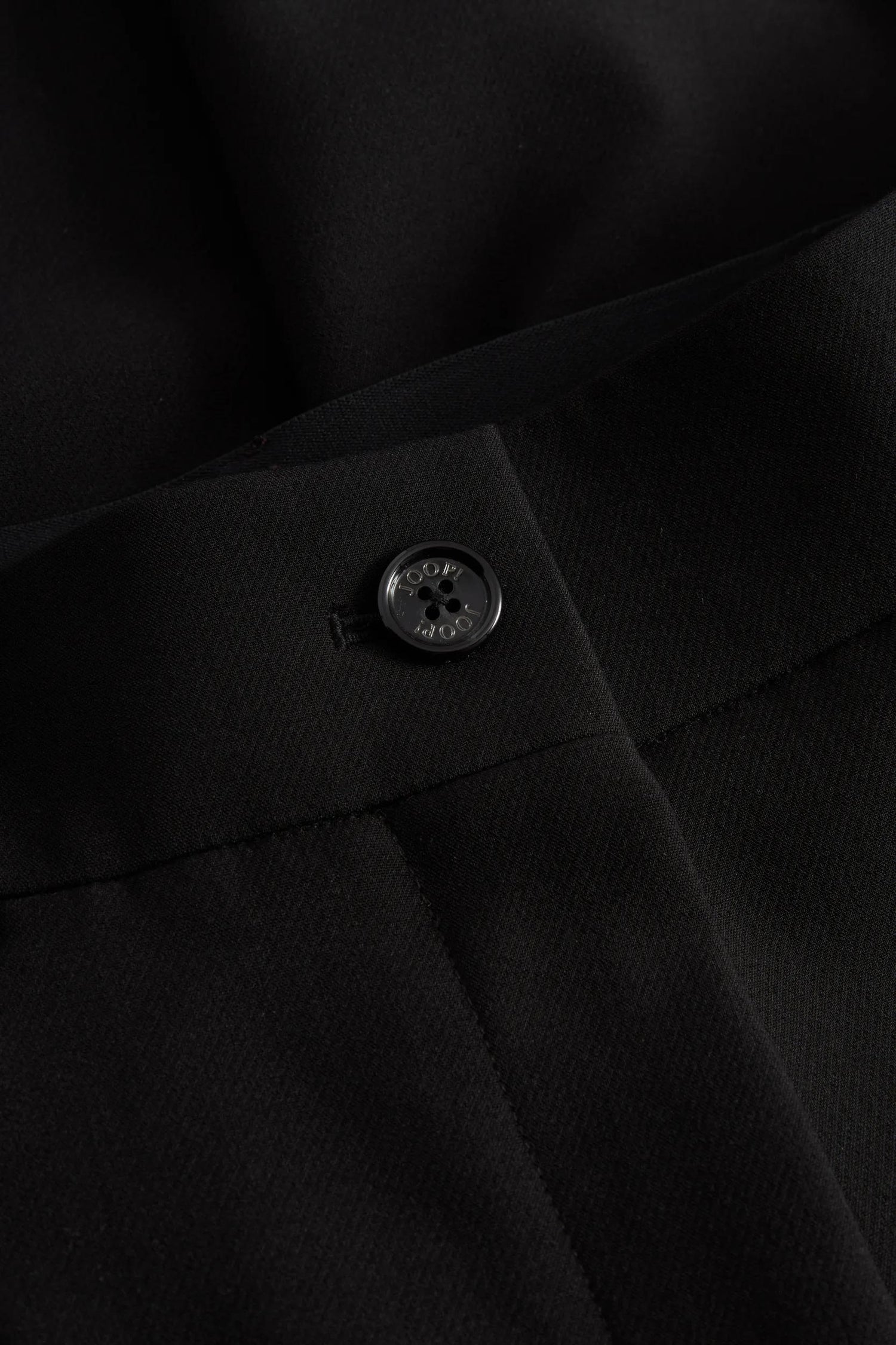 261P58Paris2 10017927