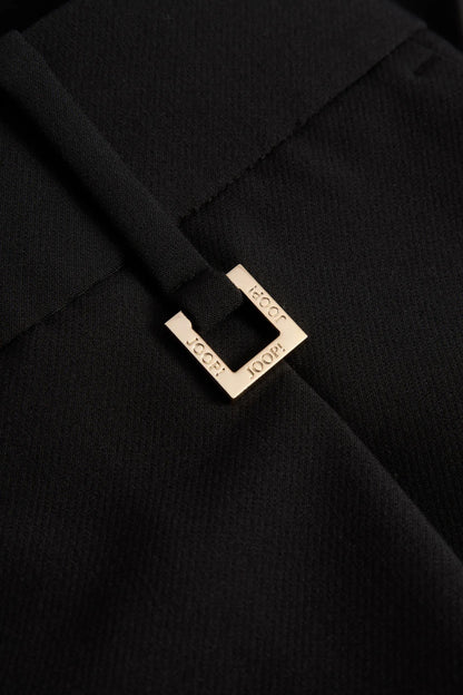 261P58Paris2 10017927