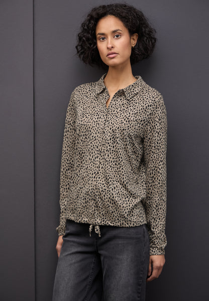 Street One Damen Tunika-Shirt Hemdkragen Leo-Print Modal Baumwolle
