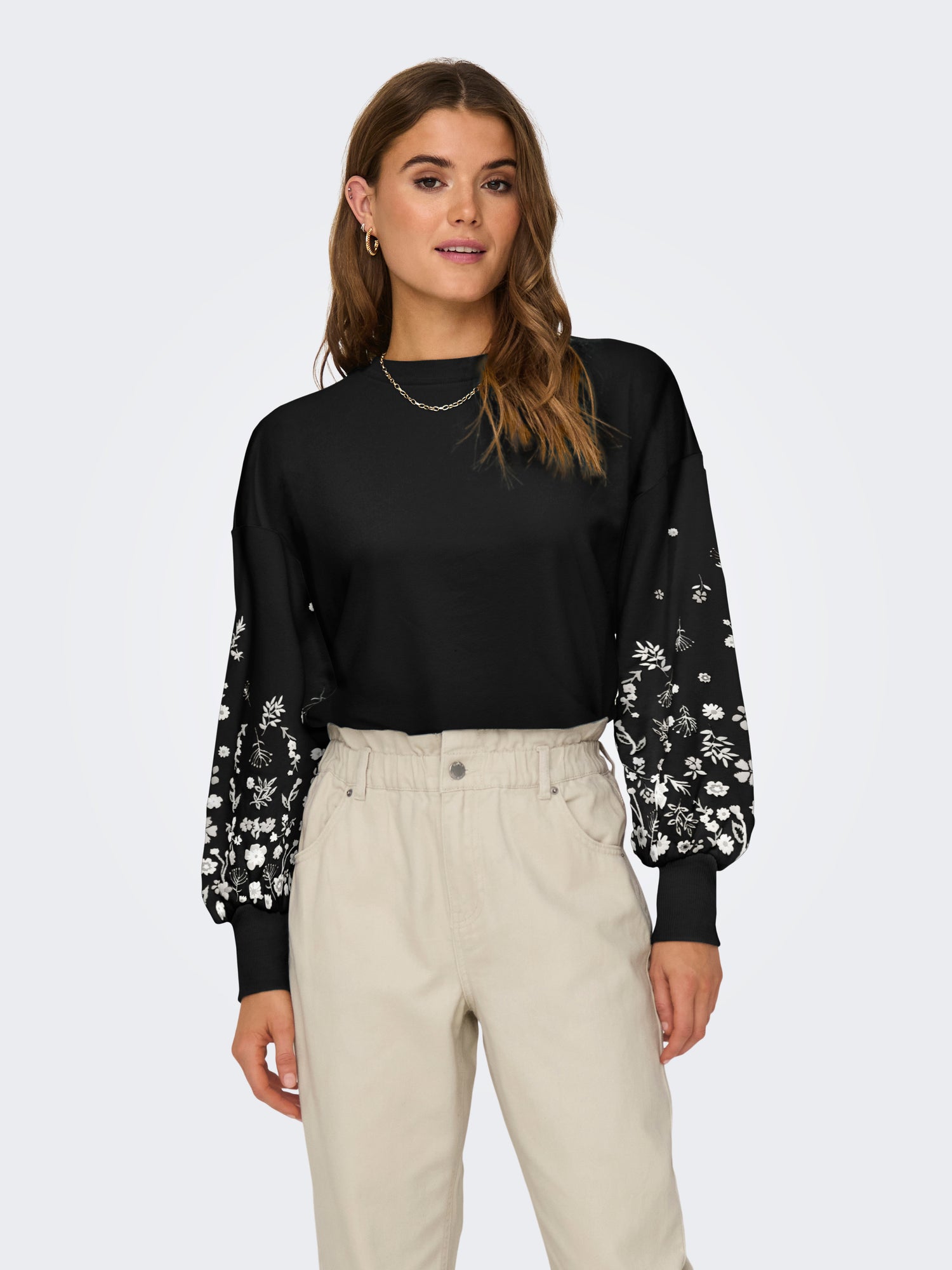 ONLBROOKE L/S O-NECK FLOWER SWT NOOS