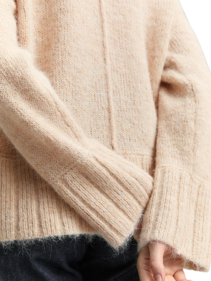 Pullover Damen V-Ausschnitt überschnittener Schulternaht