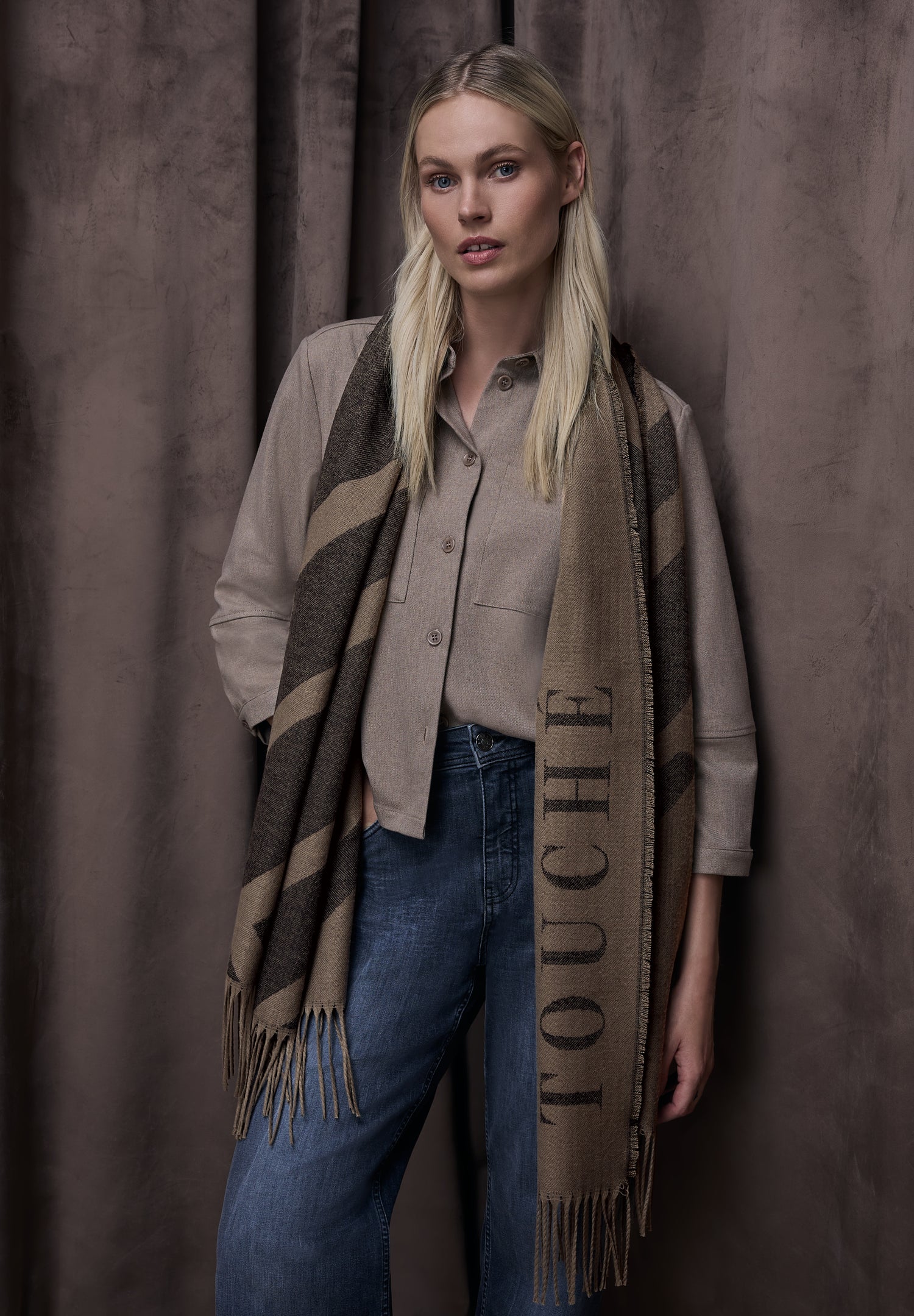 Street One Damen Schal mit grafischem Muster und Fransen