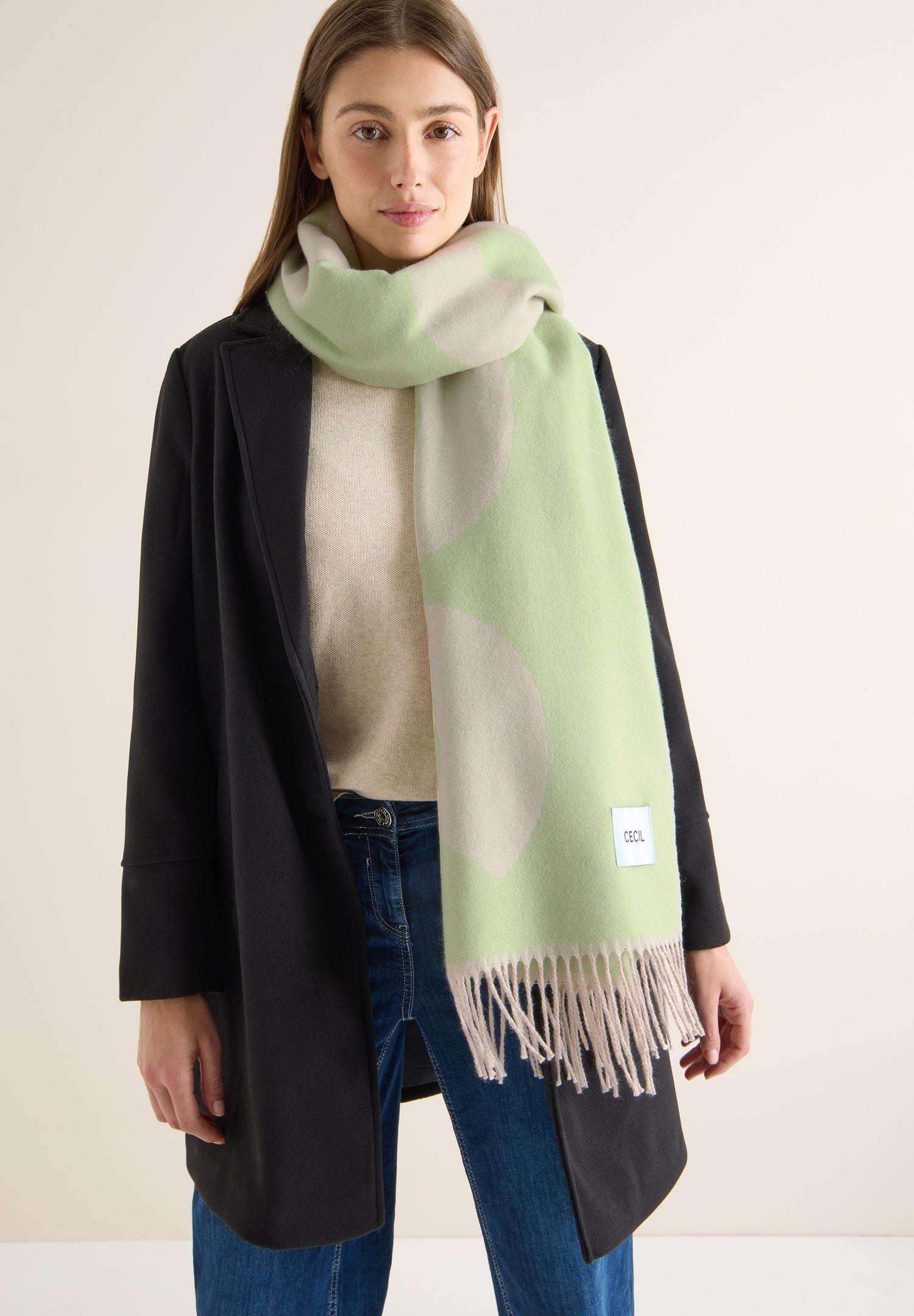 CECIL Damen Schal Wording Artwork Fransen Weich Gemütlich