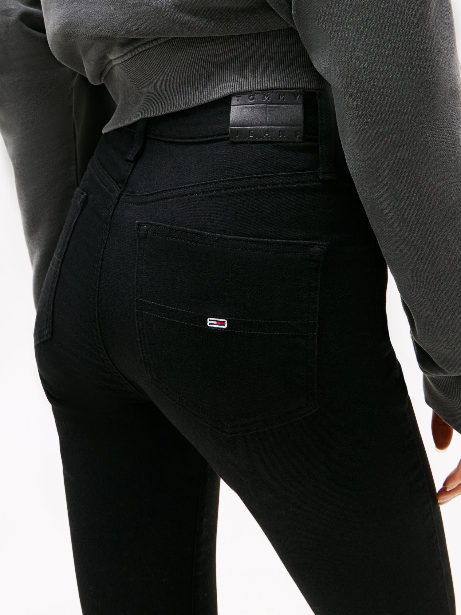 Sportswear Division Damen Jeans Hose mit elastischem Bund aus regenerativem und recyceltem Material