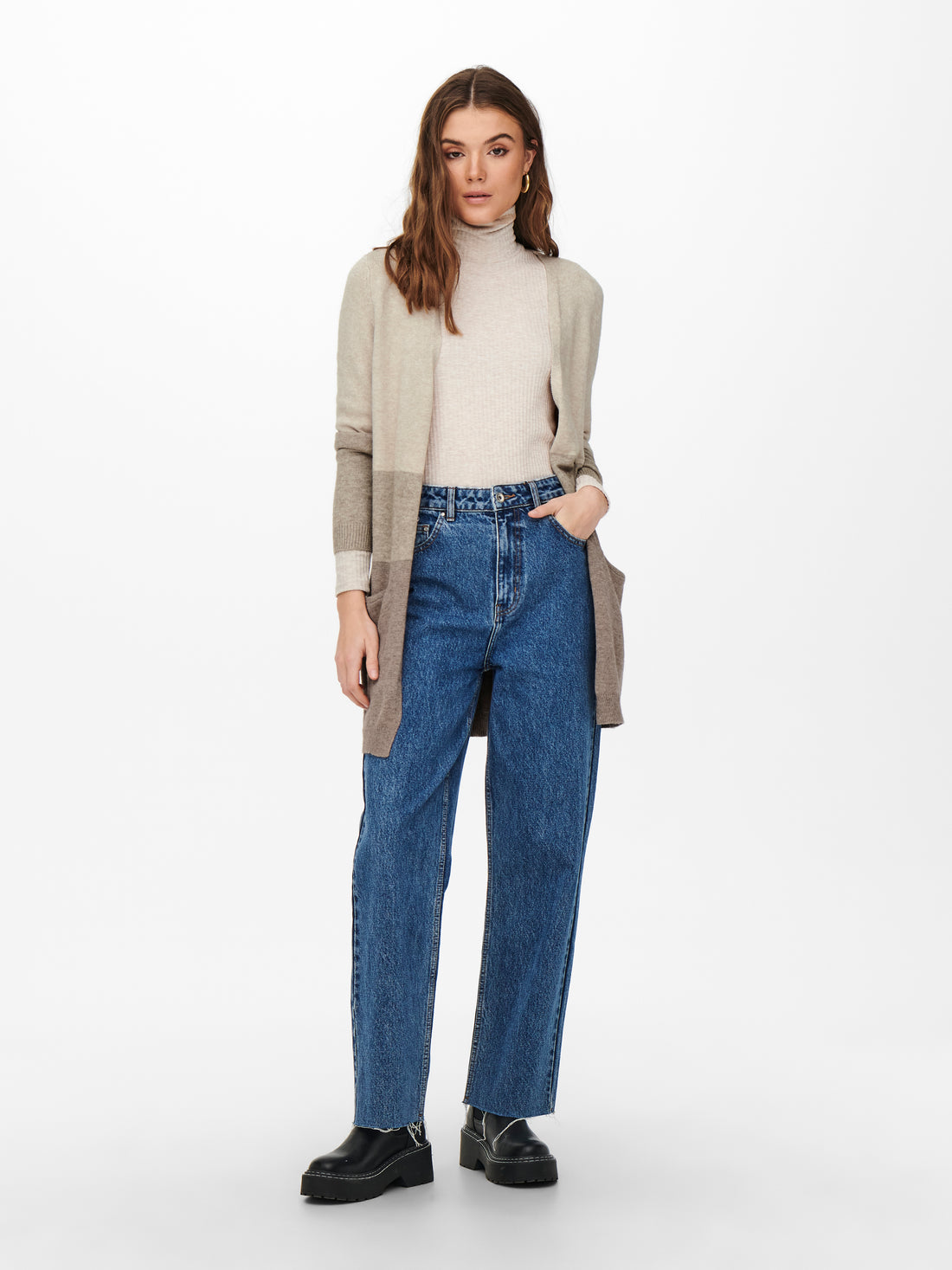 ONLY Gestrickter Cardigan Damen Langarm V-Ausschnitt Normal geschnitten