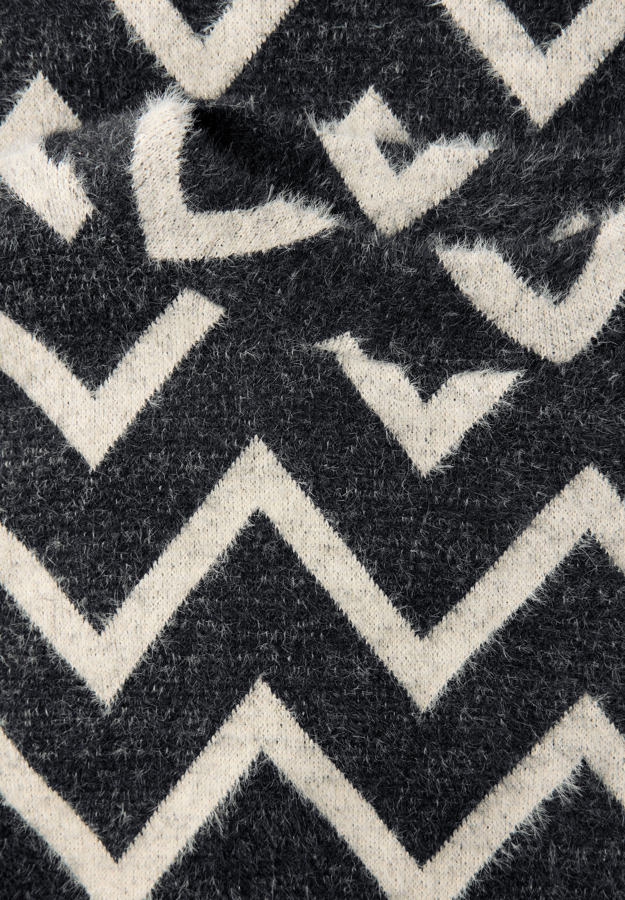 Gemustertes T-Shirtkleid