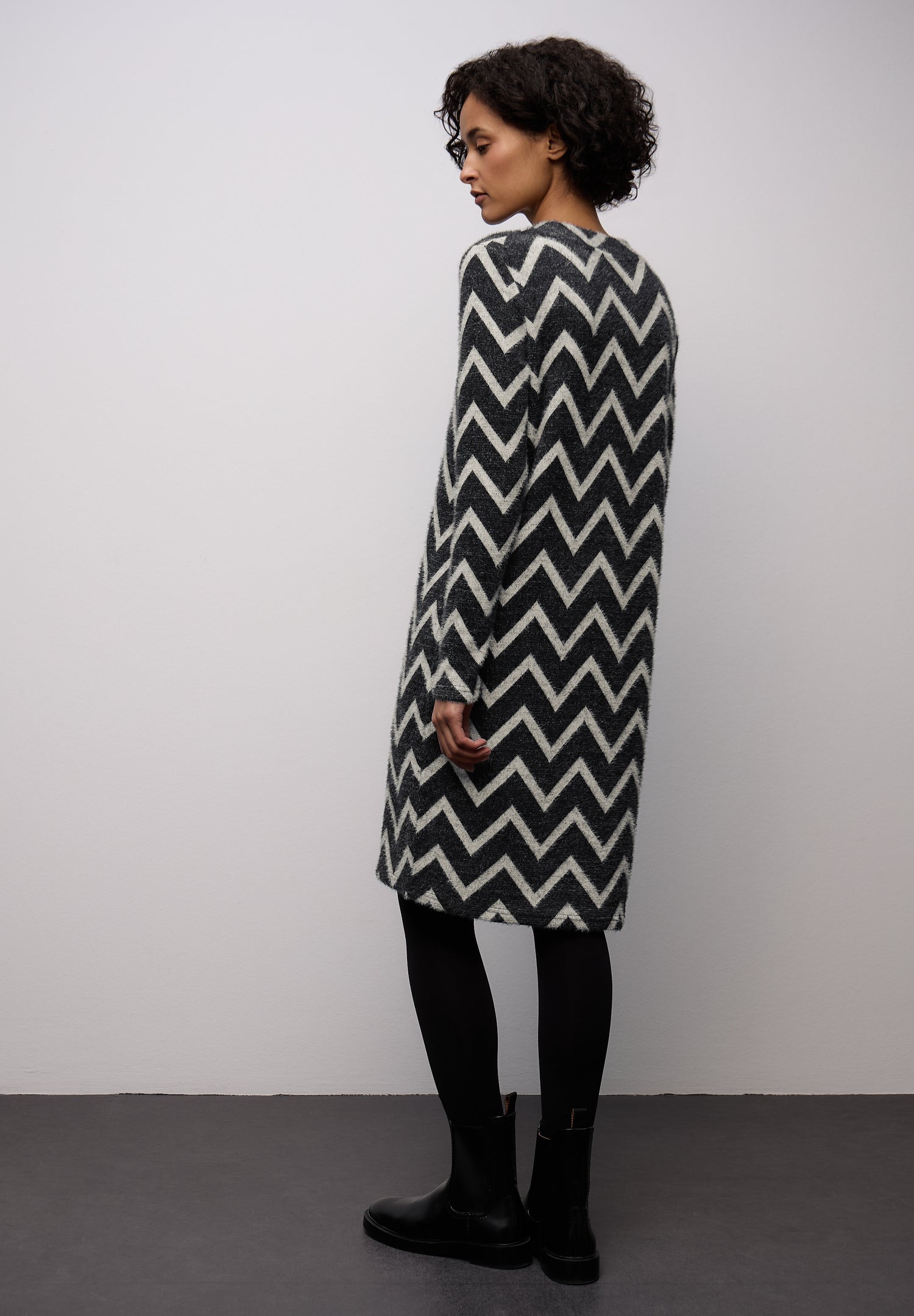 Gemustertes T-Shirtkleid