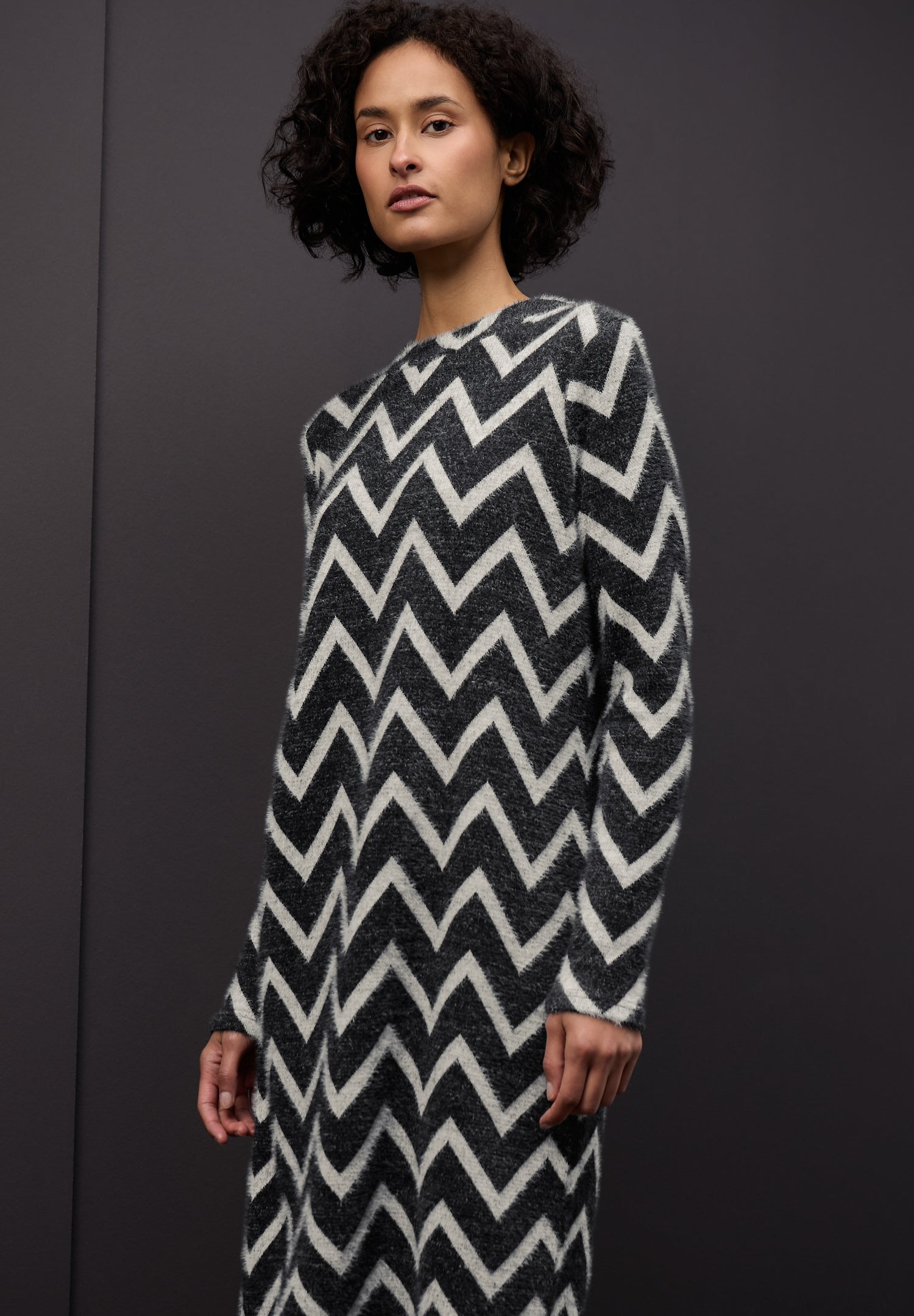 Gemustertes T-Shirtkleid