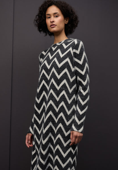 Gemustertes T-Shirtkleid