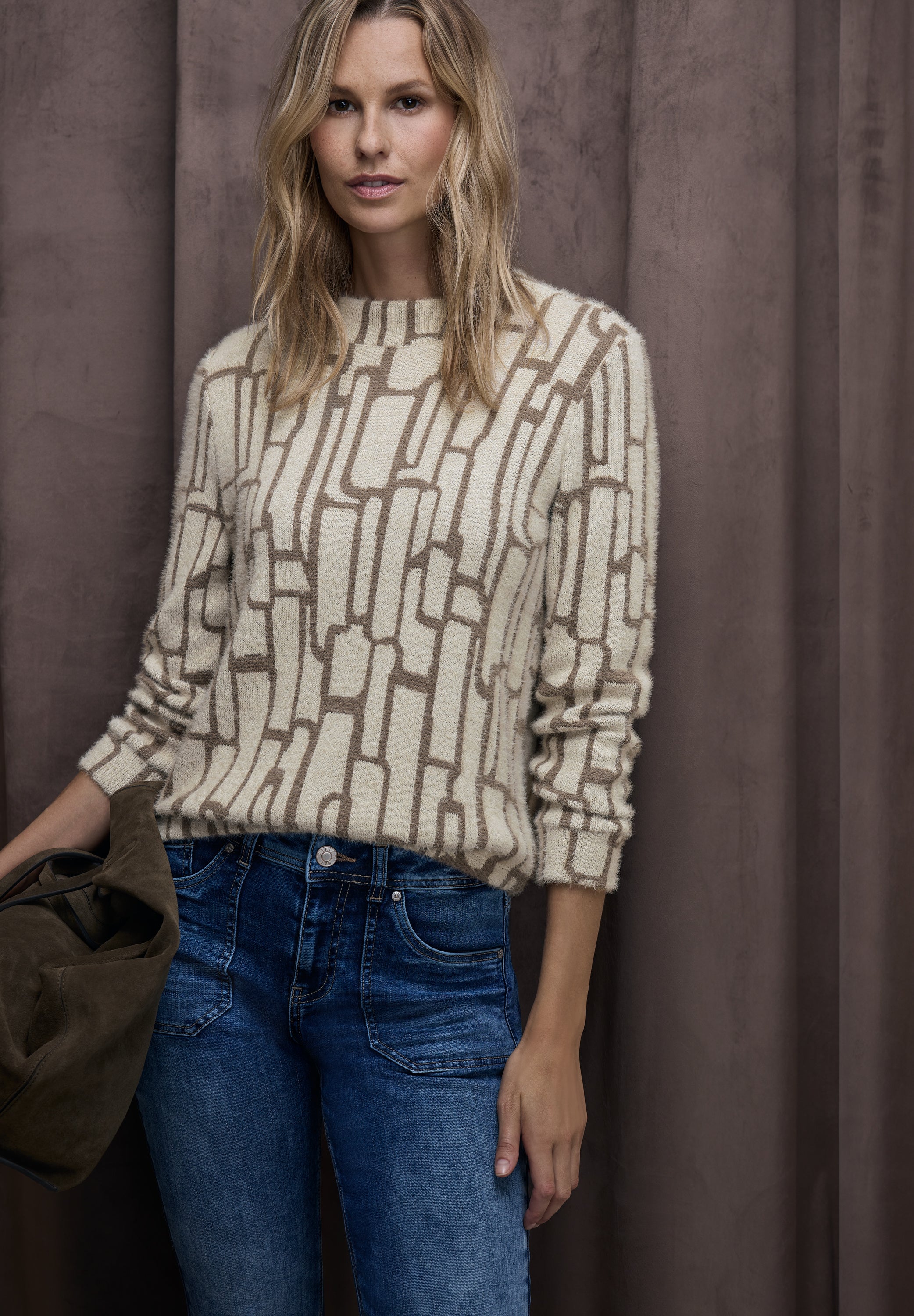 Street One Damen Langarmshirt Turtleneck kuschelig grafisches Muster elastischer Saum