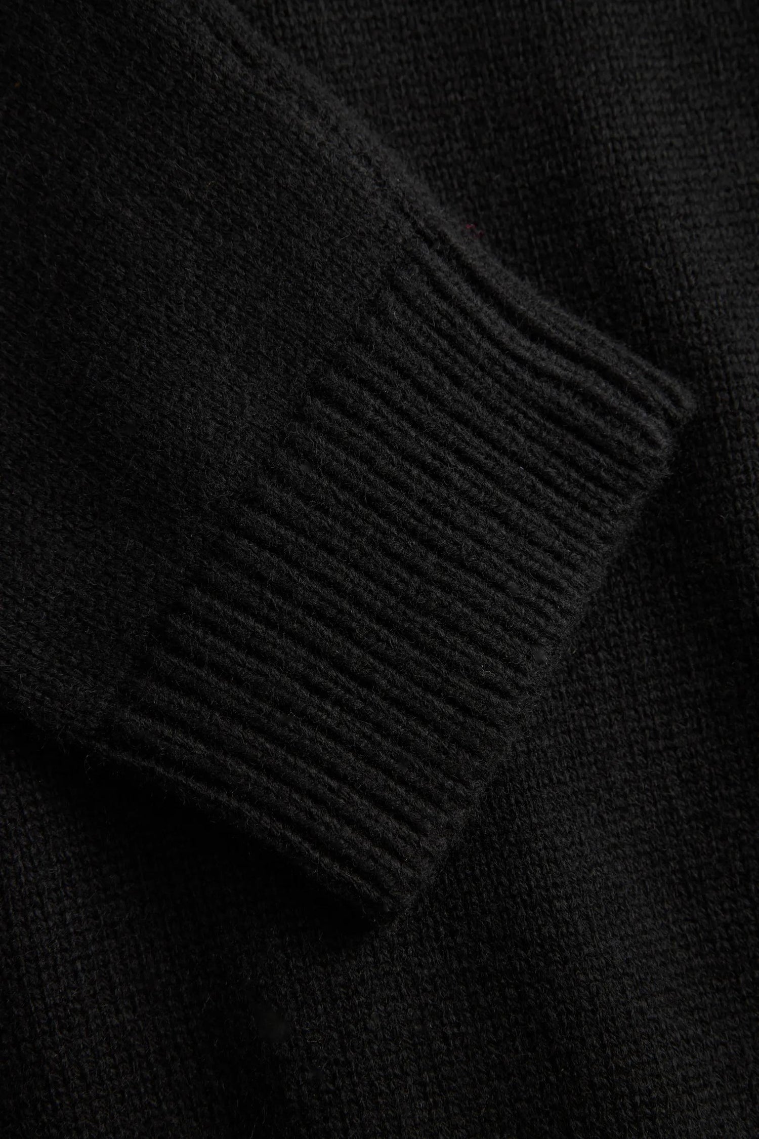 261KN58Kosta 10100024