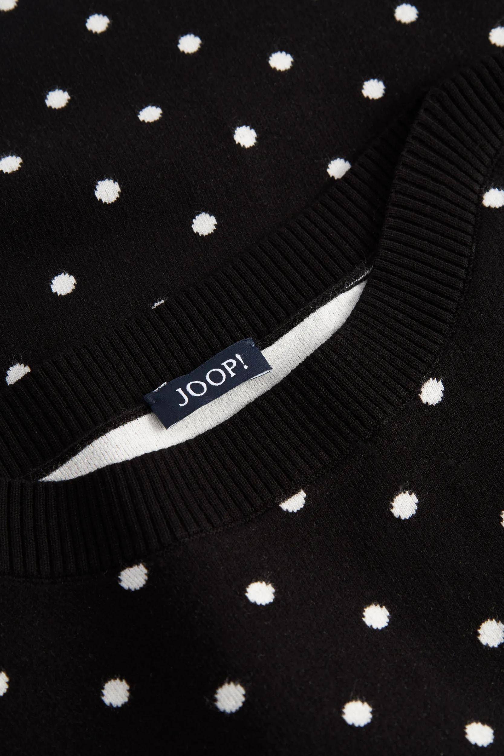 261KN58Konstantina 10018002