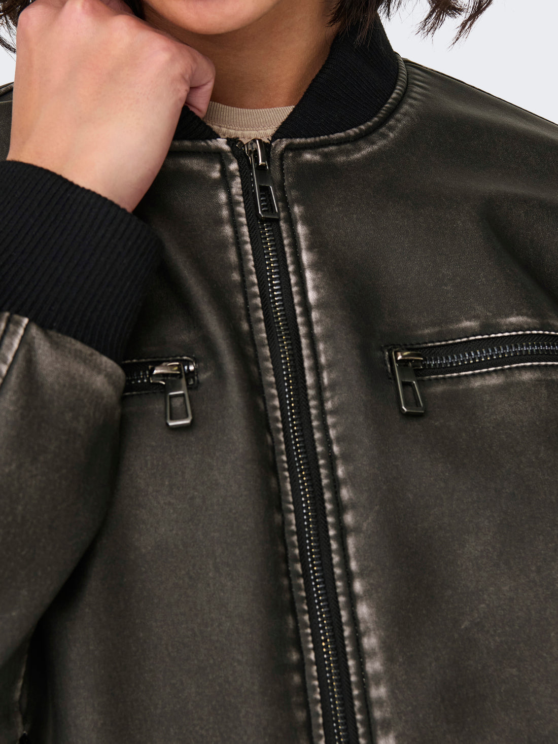 ONLHALLI FAUX LEATH OVERSIZE BOMBER OTW