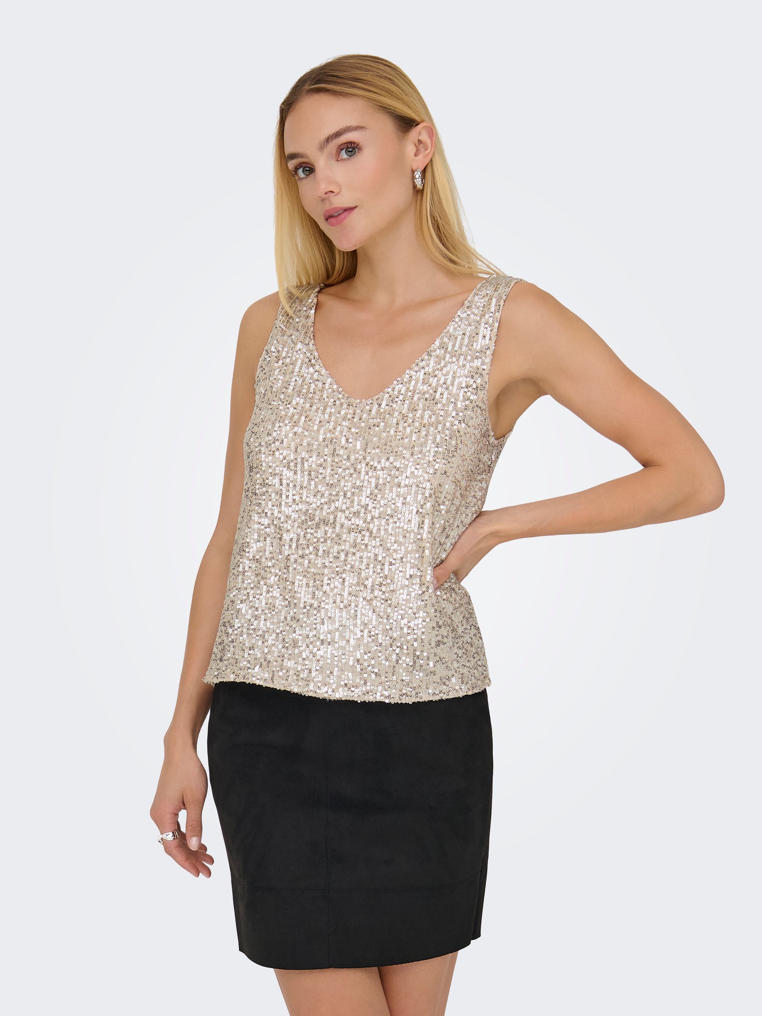 ONLANA S/L V-NECK SEQUINS TOP JRS