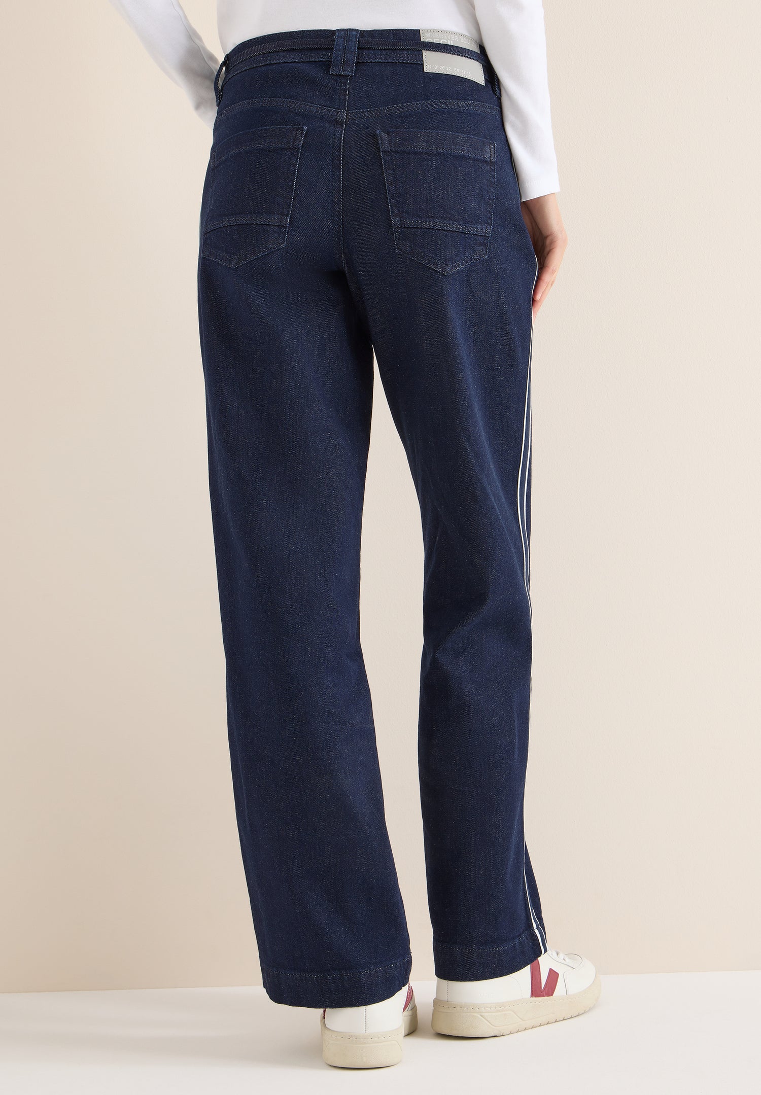 CECIL Damen Jeans Neele Loose Fit High Waist Wide Legs Tunnelzug-Bund
