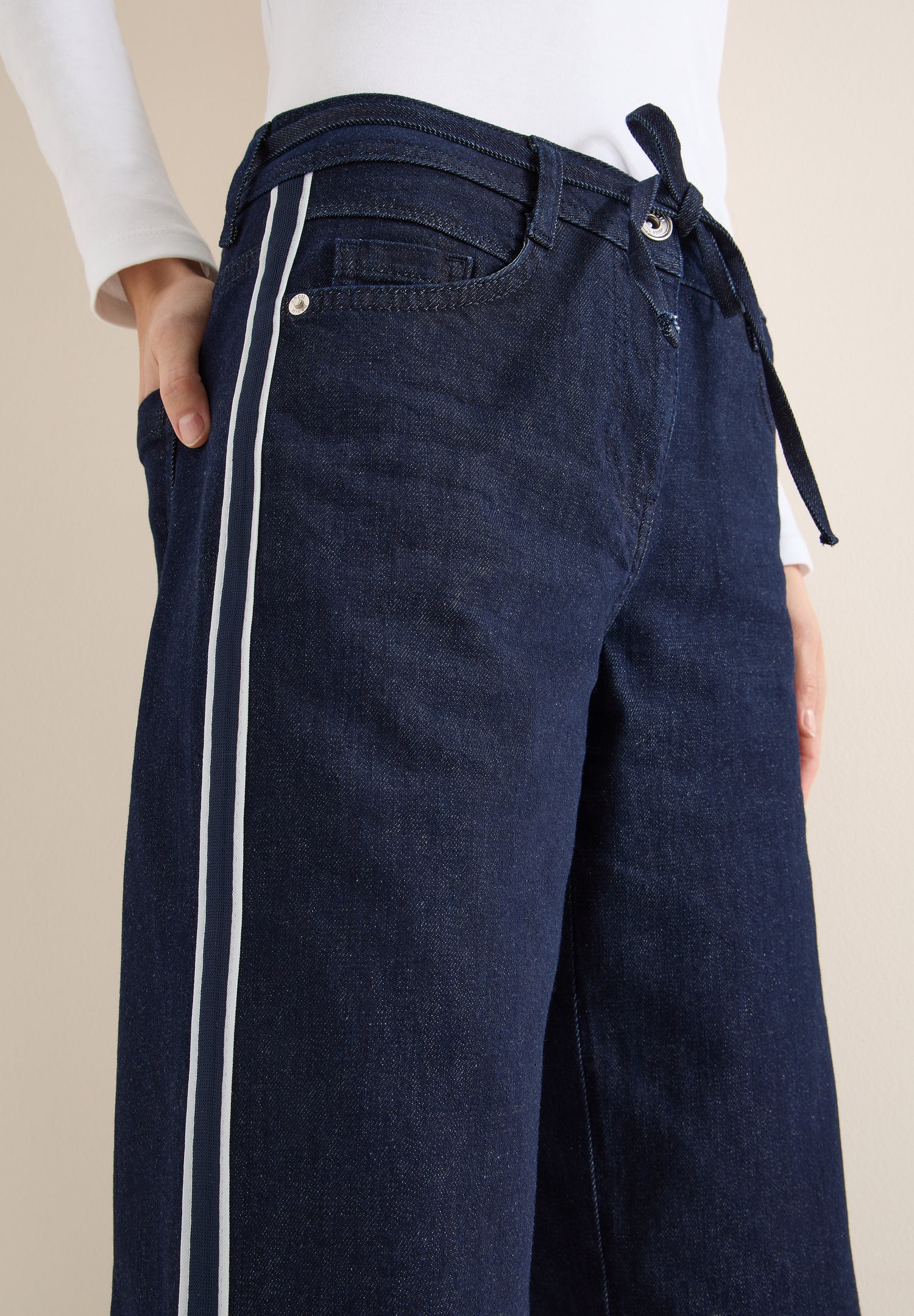 CECIL Damen Jeans Neele Loose Fit High Waist Wide Legs Tunnelzug-Bund