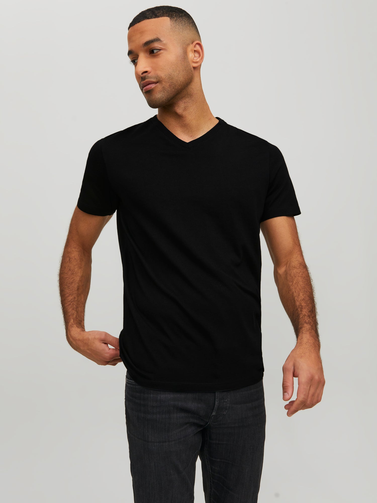Jack &amp; Jones Bestseller Herren T-Shirt V-Ausschnitt Kurzarm Normal geschnitten 100% Baumwolle