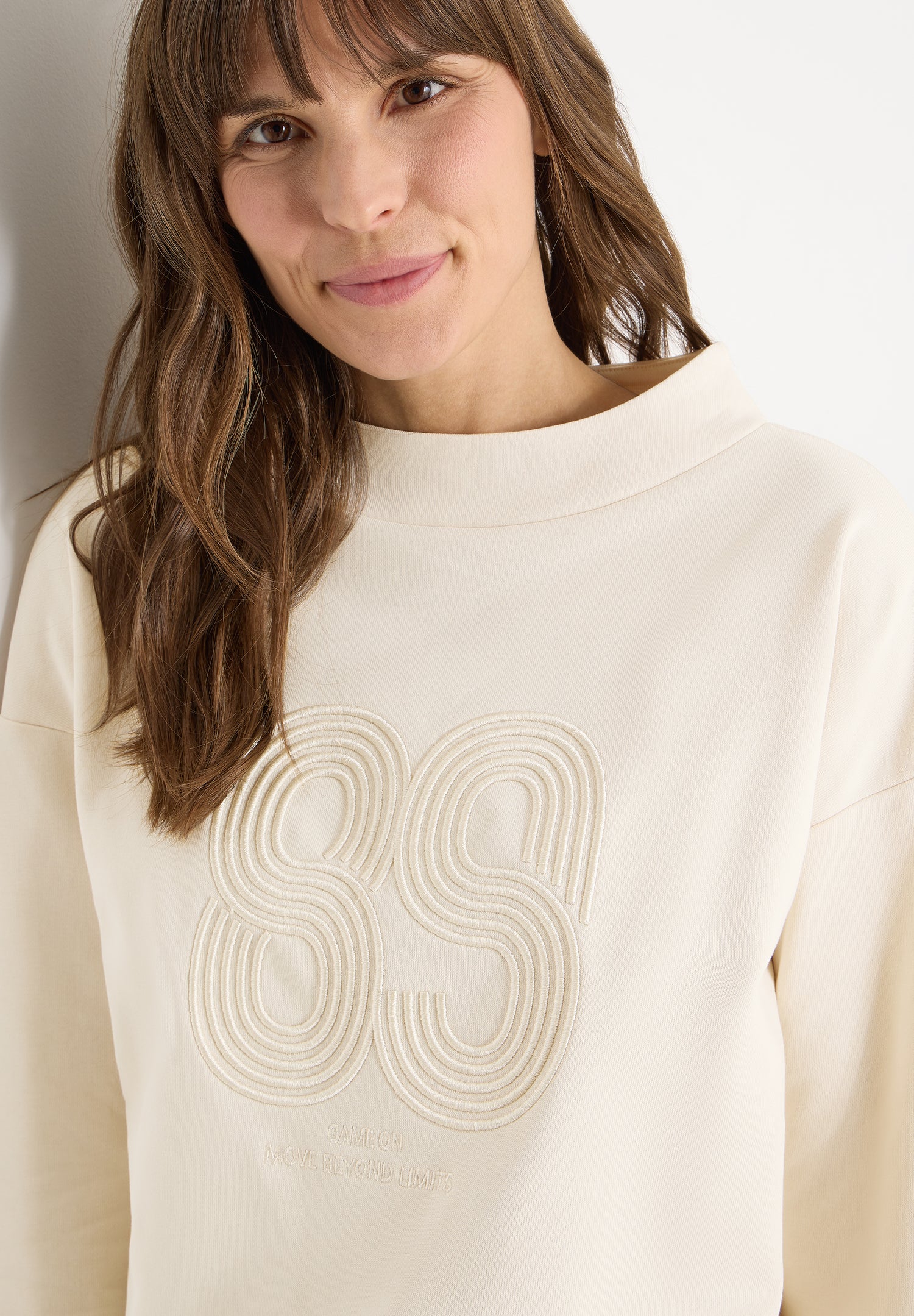 CECIL Damen Langarmshirt Embroidery Artwork Funnel Neck Tunnelzug