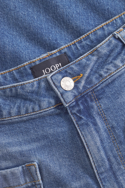 58 252DT58Emilia 10017870 02