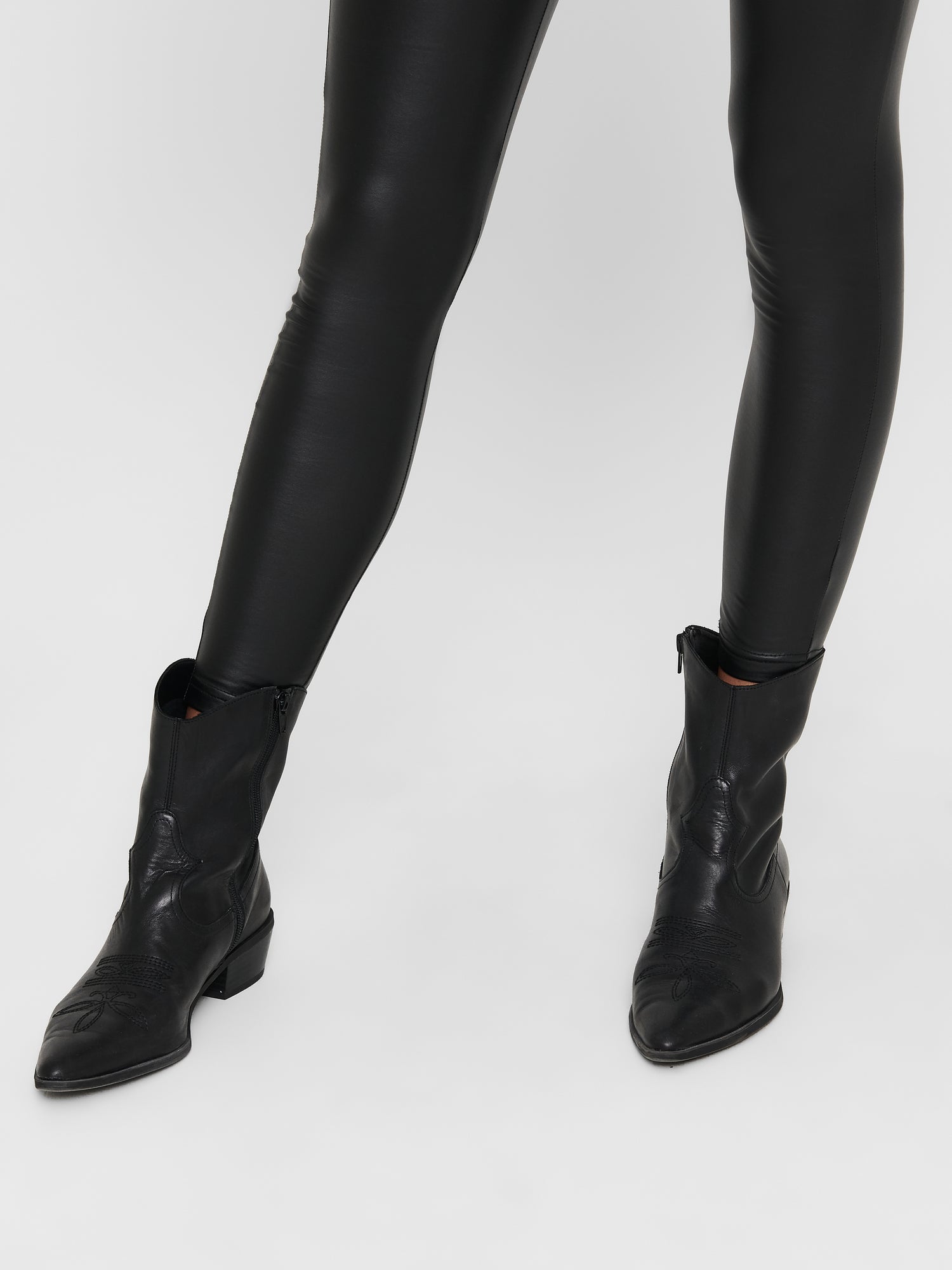 ONLY JdY JDY Damen Kunstlederhosen Elastisches Taille Slim Fit