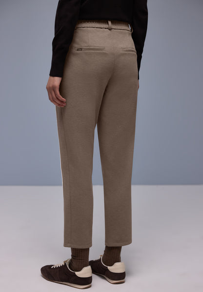 Street One Damen Stoffhose Bonny Loose Fit Slim Legs Elastischer Bund