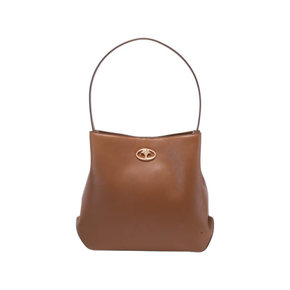 M?ller Damen Handtasche mit Nieten und Branding