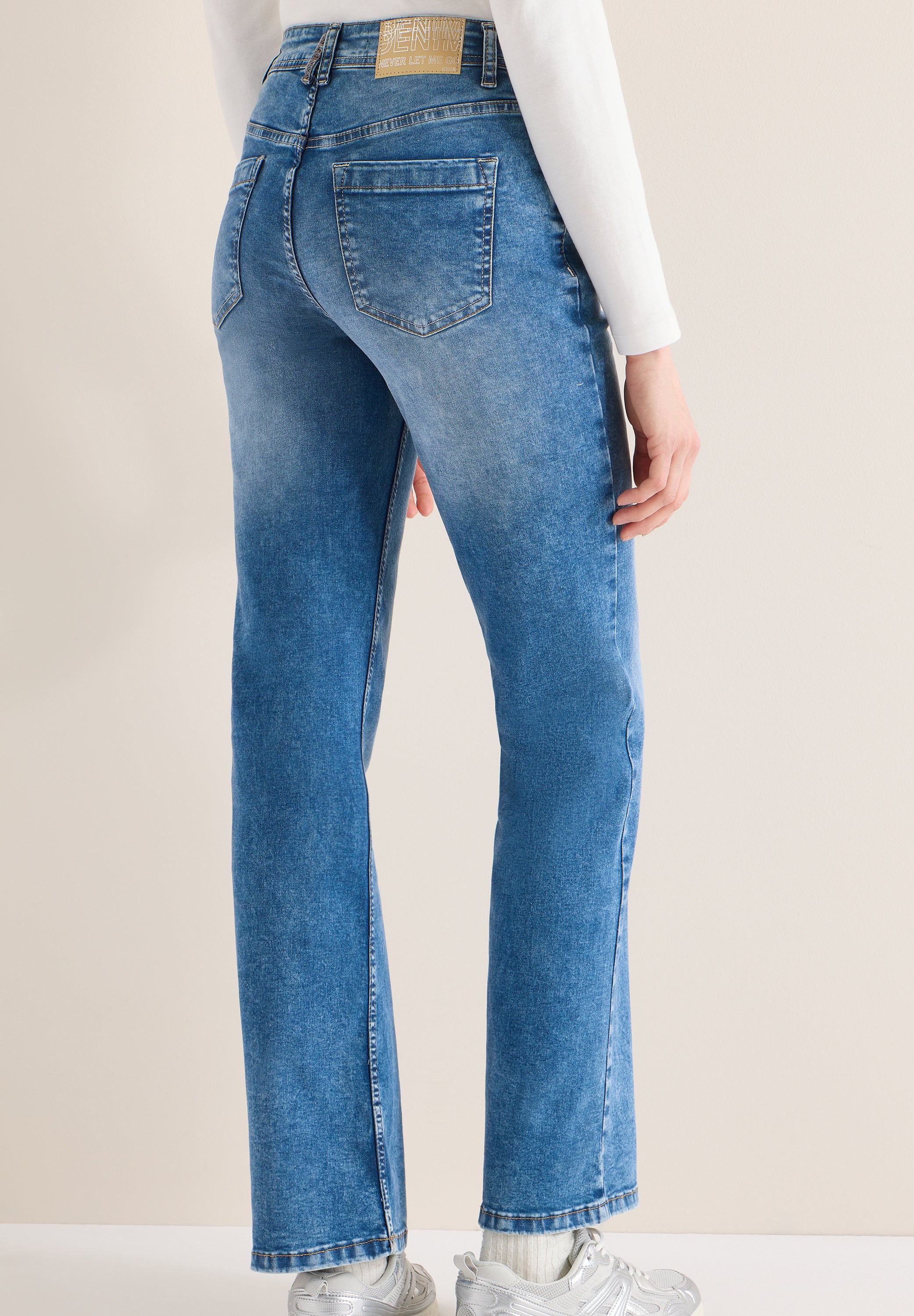 CECIL Damen Bootcut Jeans Toronto High Waist Slim Fit