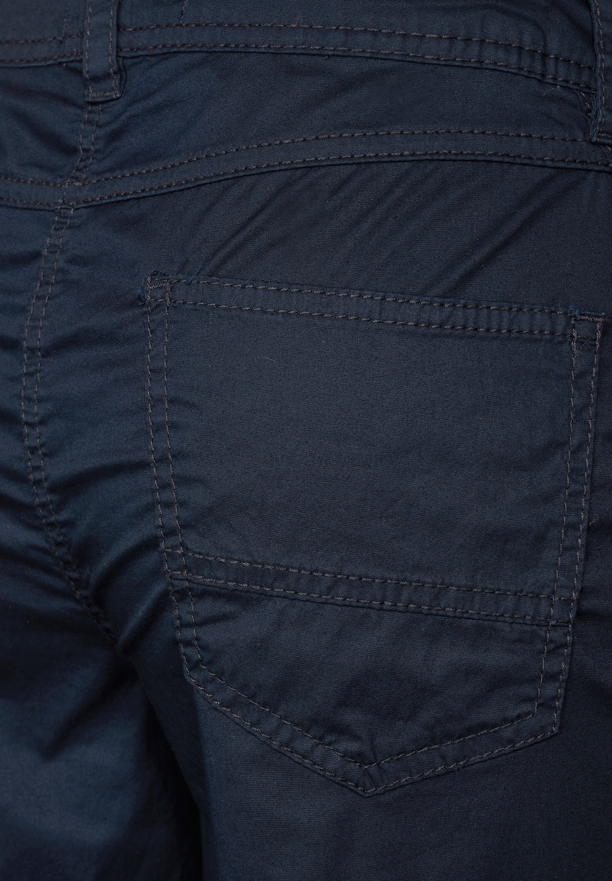 Casual Fit Hose in 3/4