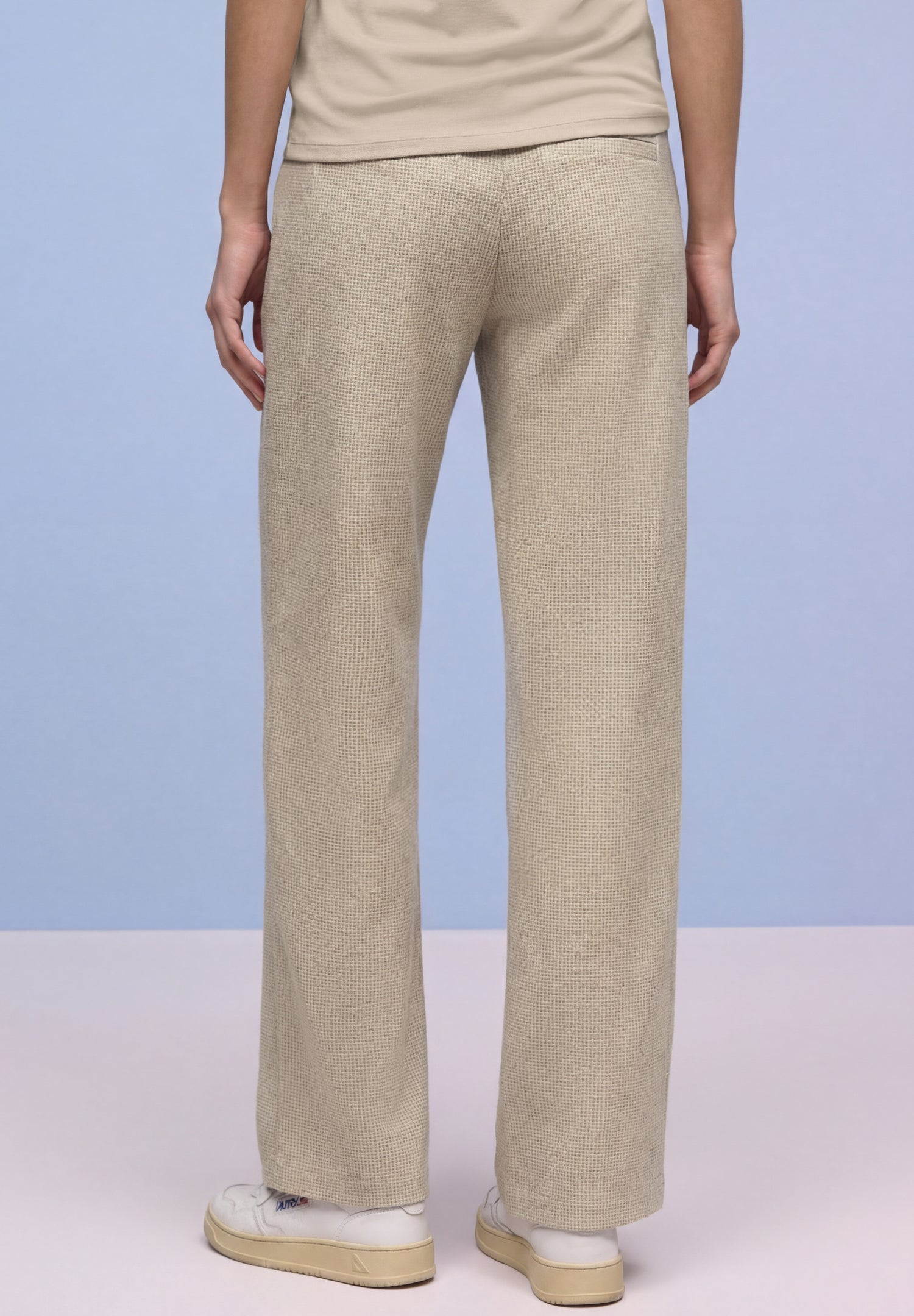 Street One Damen Hose Straight Leg Loose Fit Mid Waist Modern Elastischer Bund